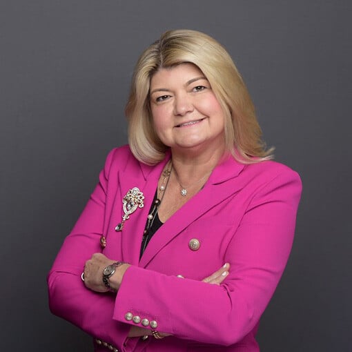 Co-host: Sandy  Carter Photo
